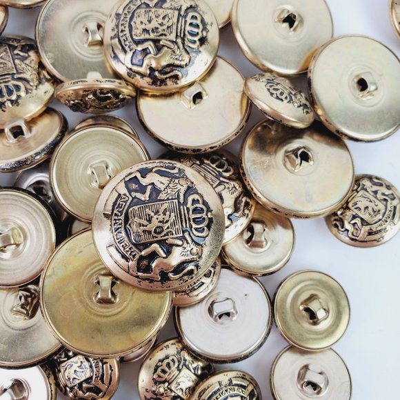 Vtg Crest Crown Military AEVINVIEKL Sm, Med, Lg Single Shank Brass Buttons, 54 - Picture 3 of 4